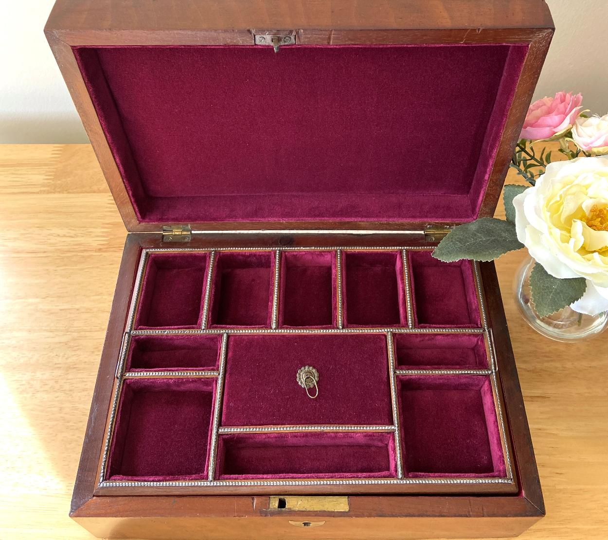 Beautiful Antique Jewellery Boxes At The Old Jewellery Box Shop